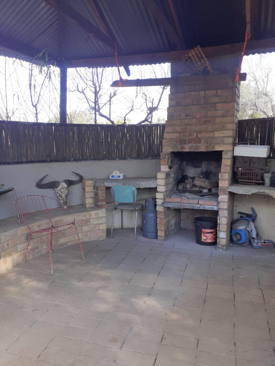 4 Bedroom Property for Sale in Bloemhof North West